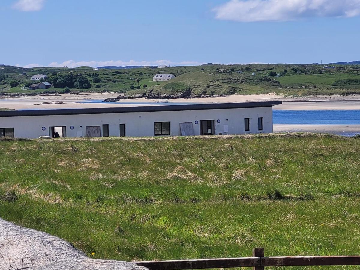 Ostan Gweedore Deluxe Apartments Bunbeg Exterior photo