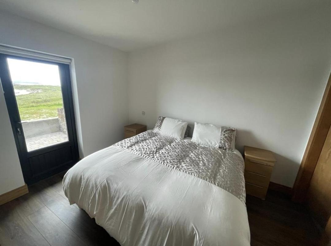 Ostan Gweedore Deluxe Apartments Bunbeg Exterior photo