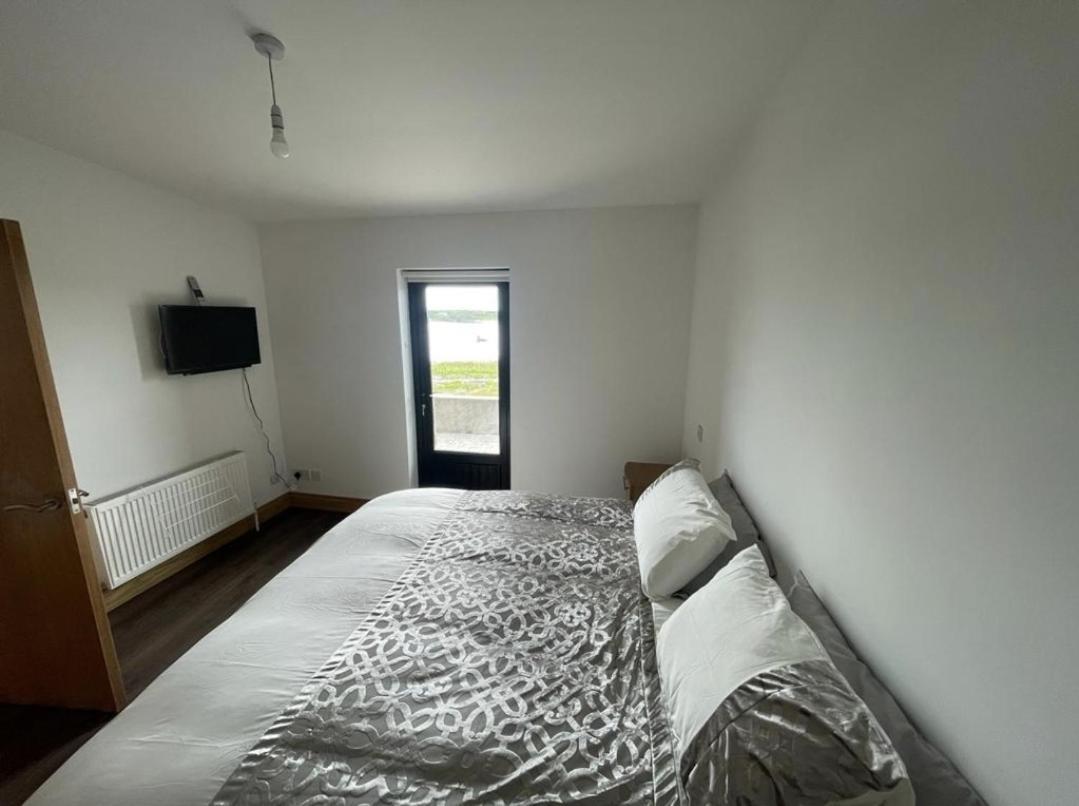 Ostan Gweedore Deluxe Apartments Bunbeg Exterior photo